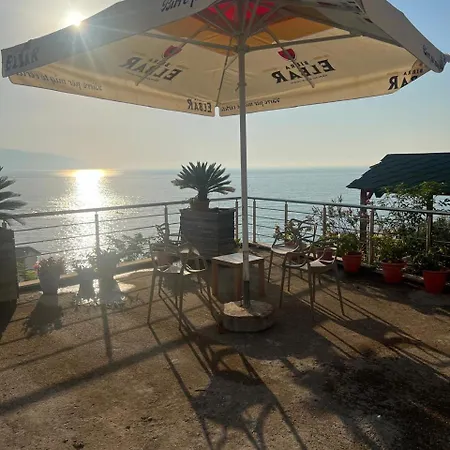 بيت للعطل Il Mar